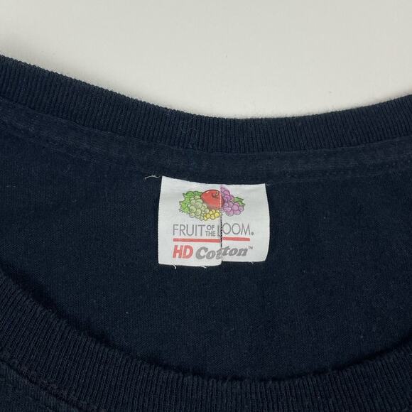 Pink Floyd Roger Waters Us + Them 2017 Tour Black Band Shirt Fits like XL - Picture 5 of 8